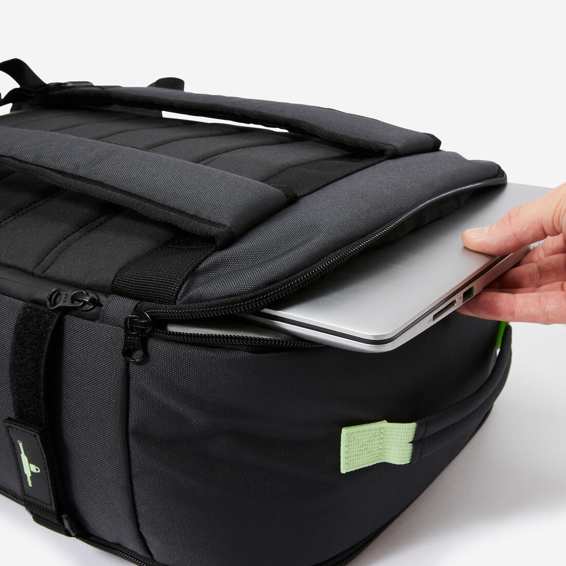 30 L Weight Training and Cross Training Bag - Black - Image 7
