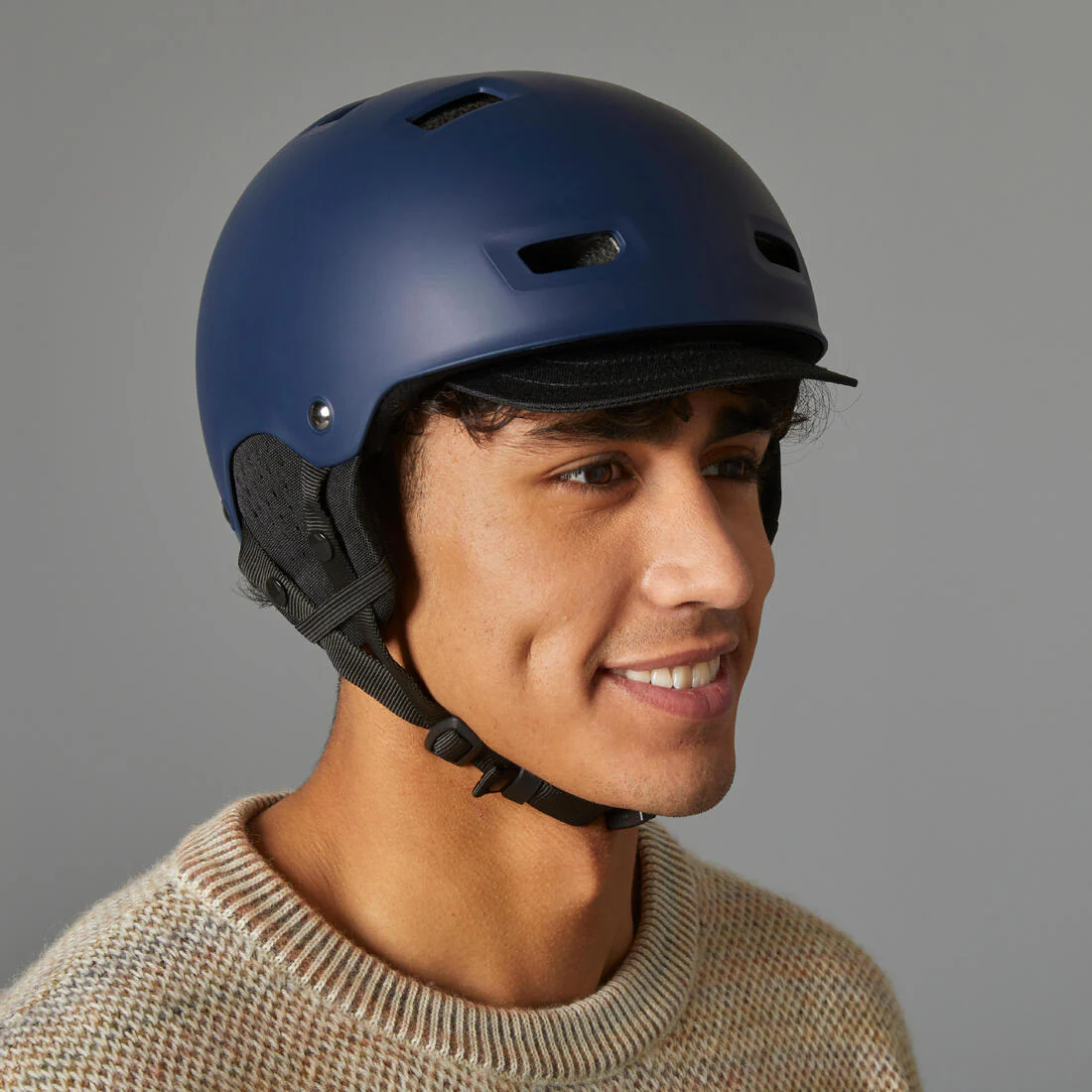 500 City Cycling Bowl Helmet - Image 15