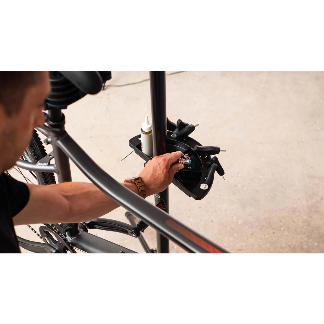 Bike Workstand 500 - Image 10