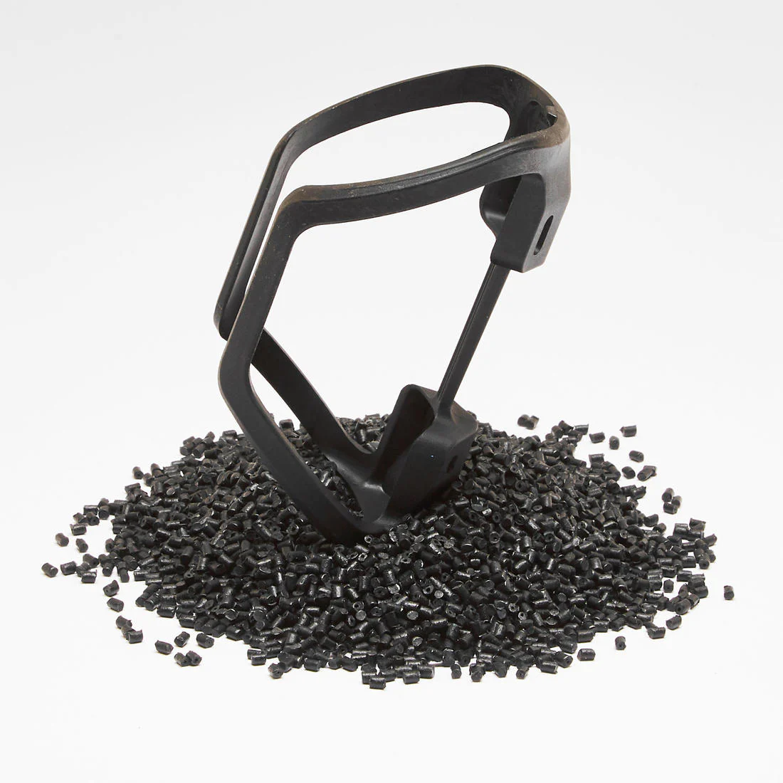 Frame-mounted bottle cage with side opening for a 380ml bottle. - Image 7