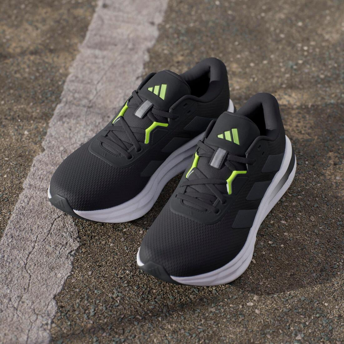 Galaxy 7 Running Shoes, Black - Image 17