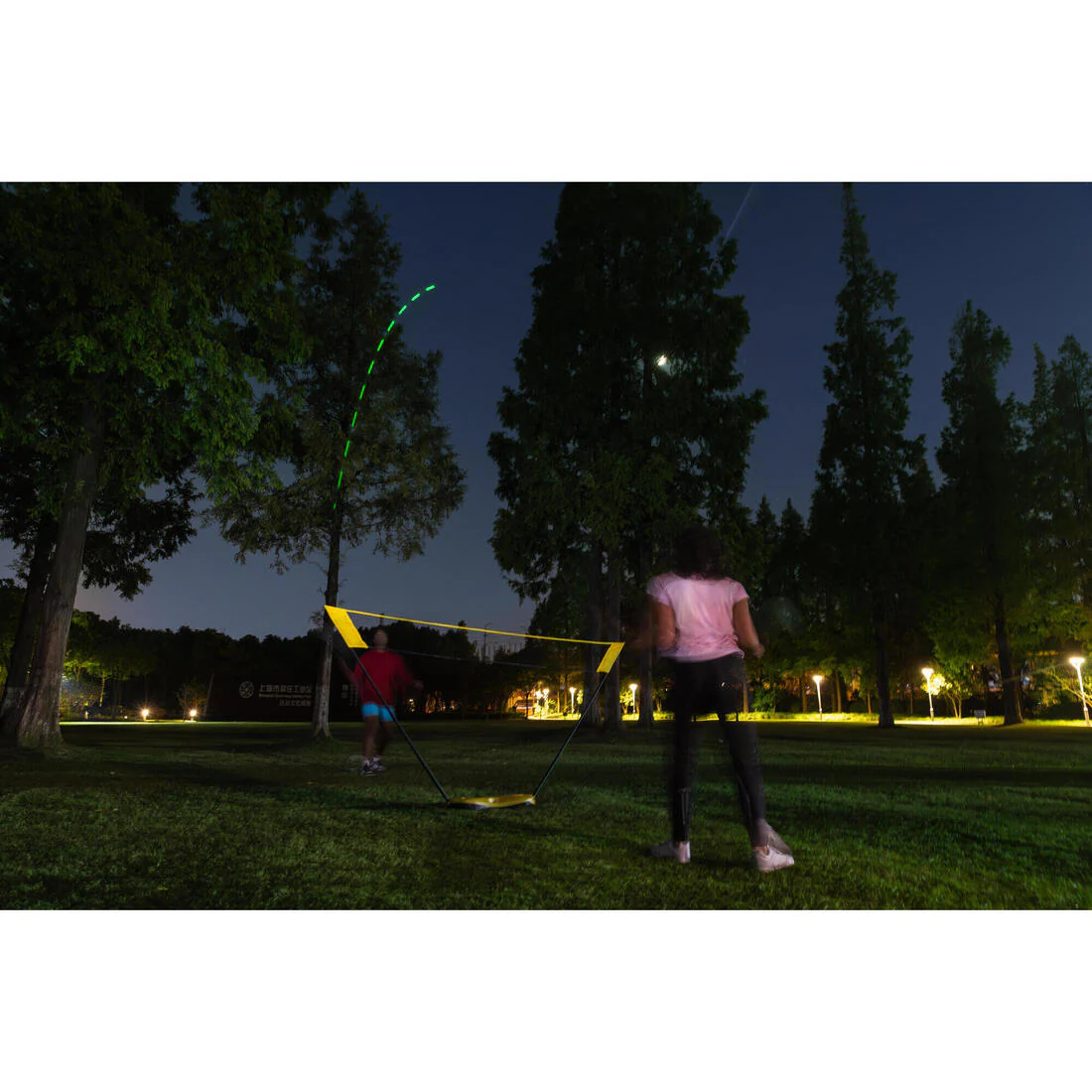 Illuminated Outdoor Badminton Shuttlecock Feenixx 530 Nite - Image 6