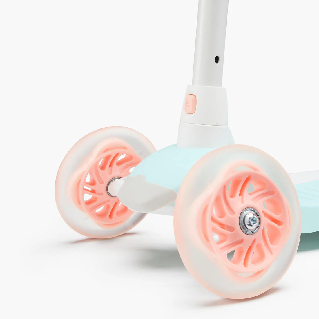 Kids' folding 3-wheeled light-up scooter - Image 9