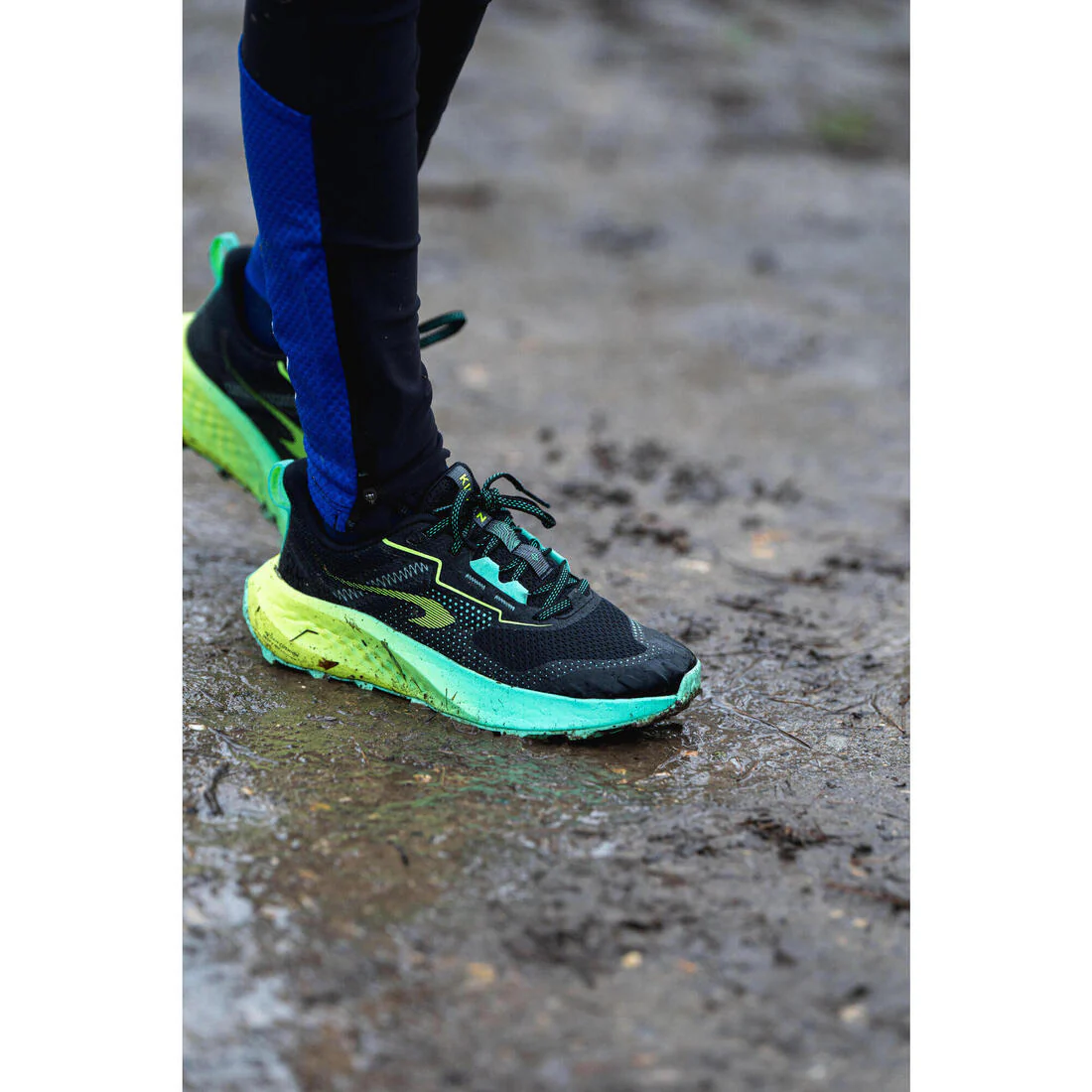 Kids' Running Shoes - K500 Grip Trail Running Shoes - Image 13