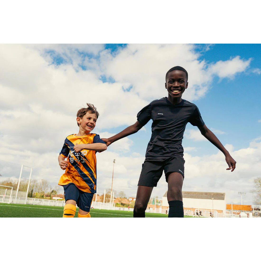 Kids' Short-Sleeved Football Shirt Essential - Image 23