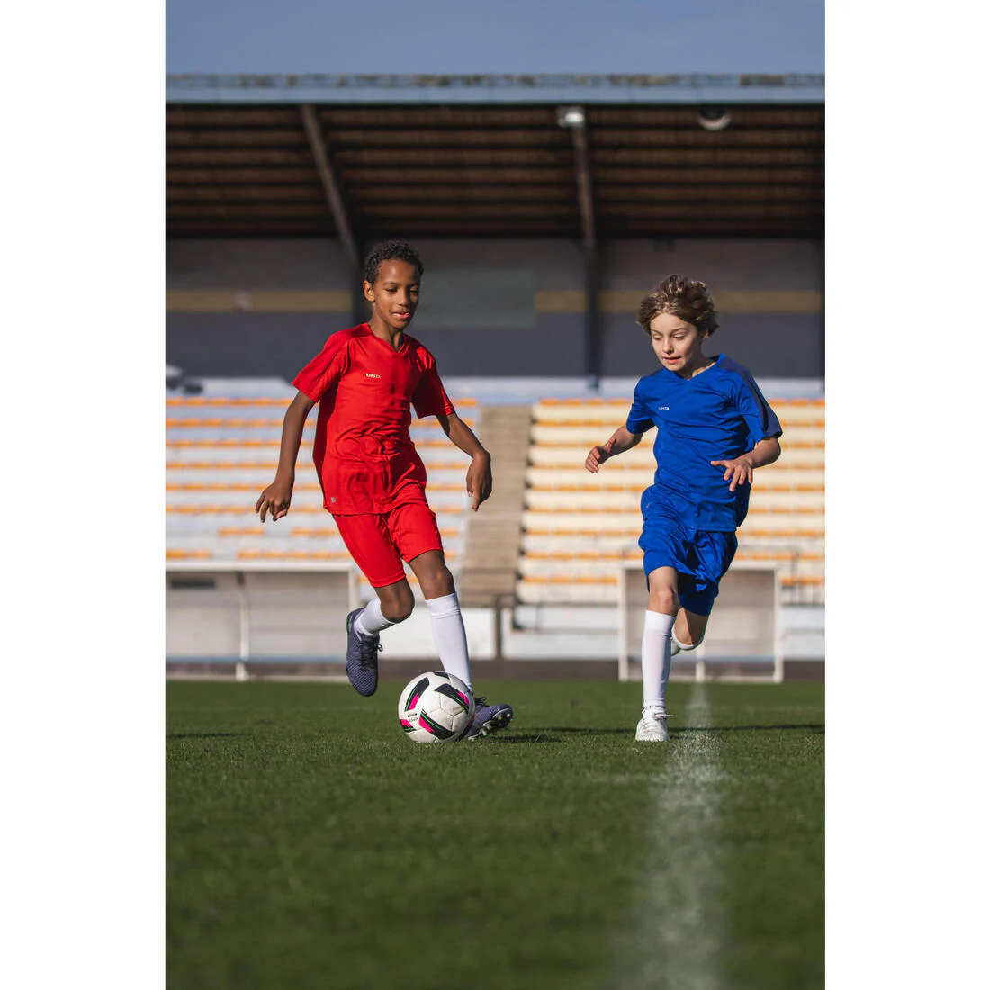 Kids' Short-Sleeved Football Shirt Essential - Image 27