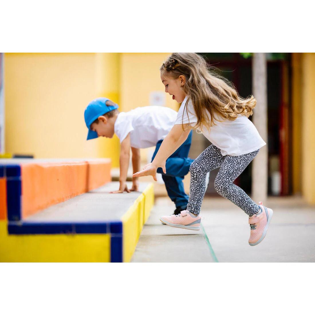 Kids’ flexible and breathable rip-tab shoes - Image 14