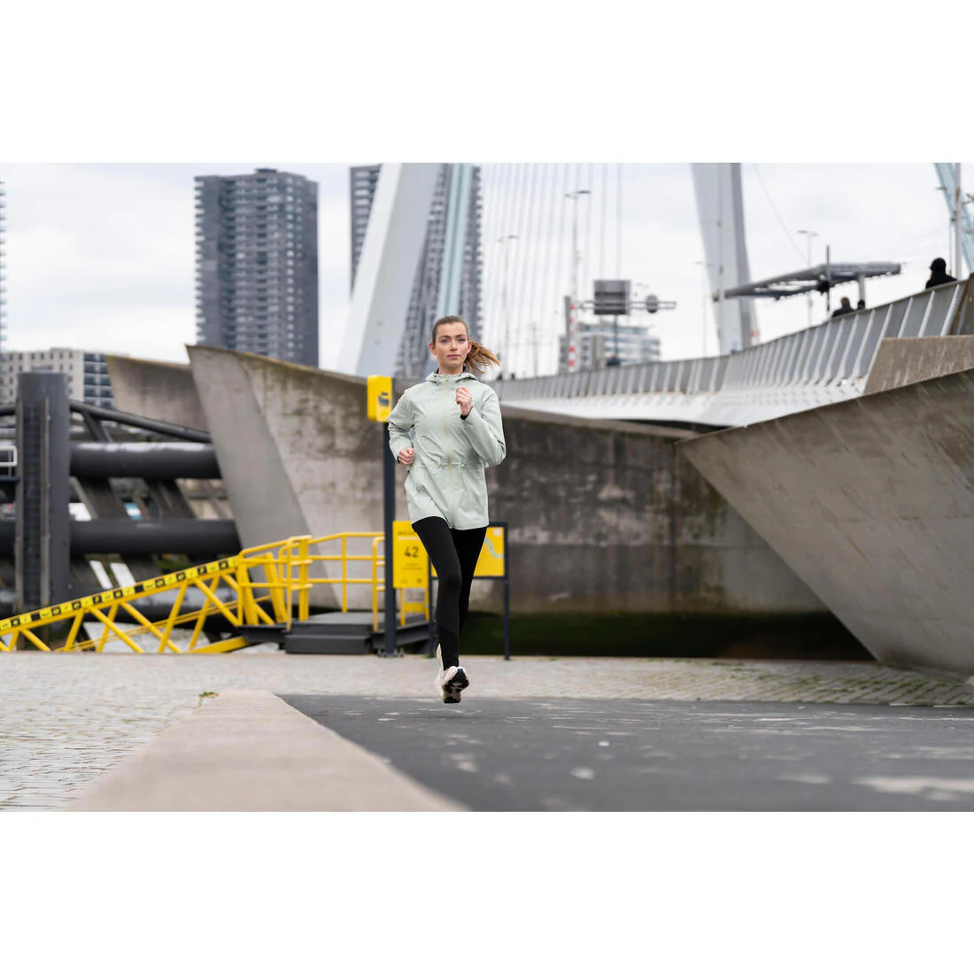 KIPRUN Run 100 Warm Women's warm running leggings - Black - Image 13
