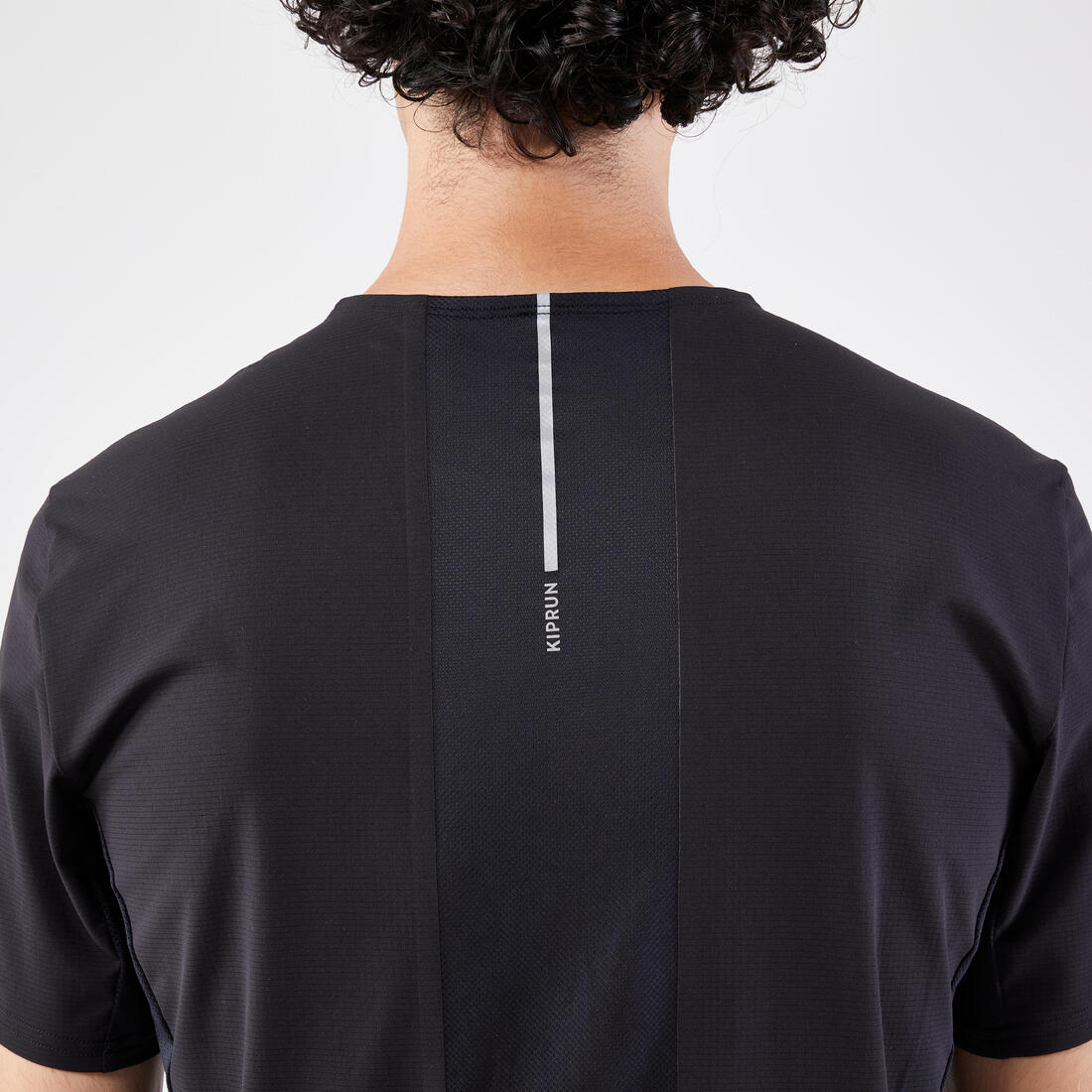 KIPRUN Run 900 Light Men's Breathable Running T-shirt - Image 5