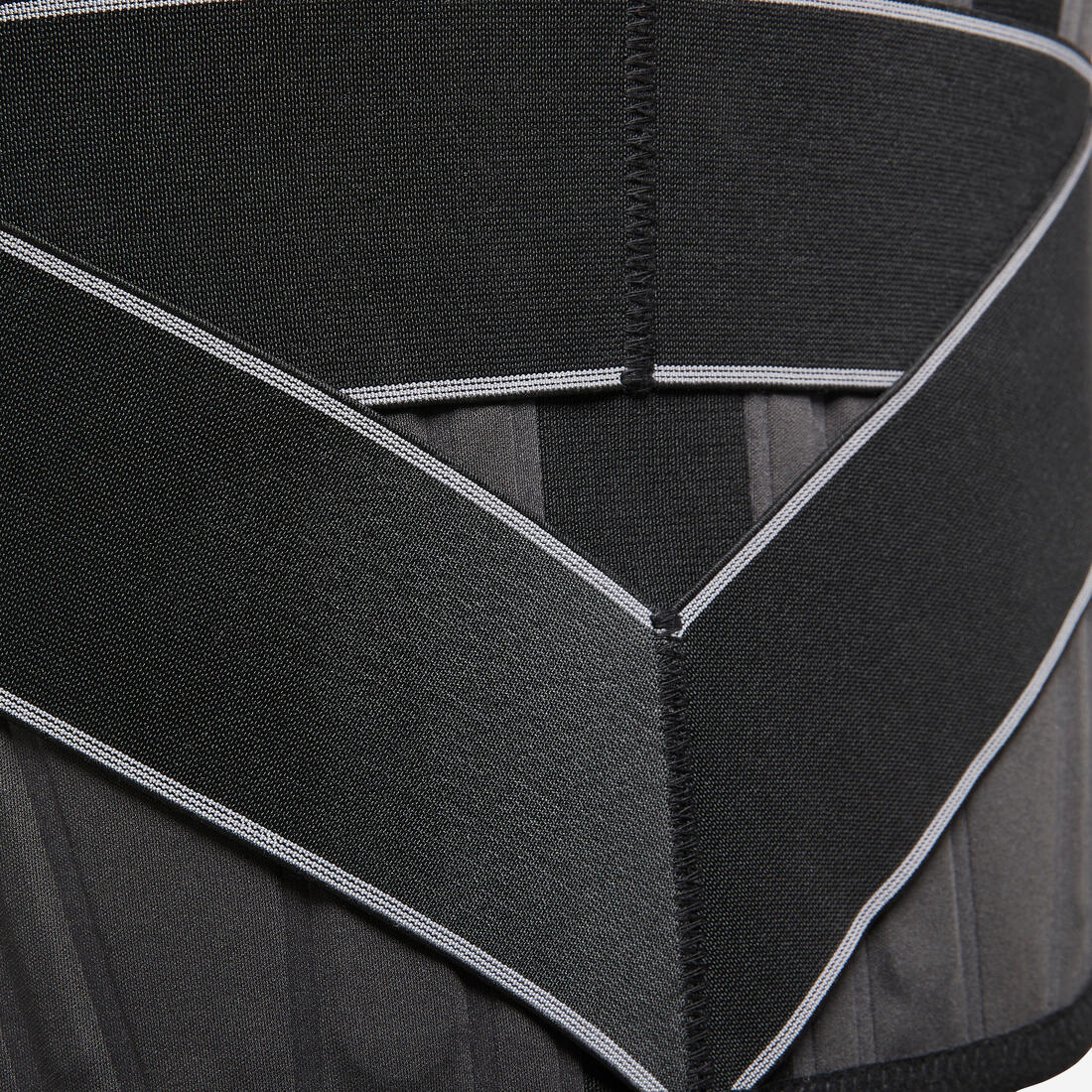 Level 4 lumbar support belt with adjustable straps - Image 9