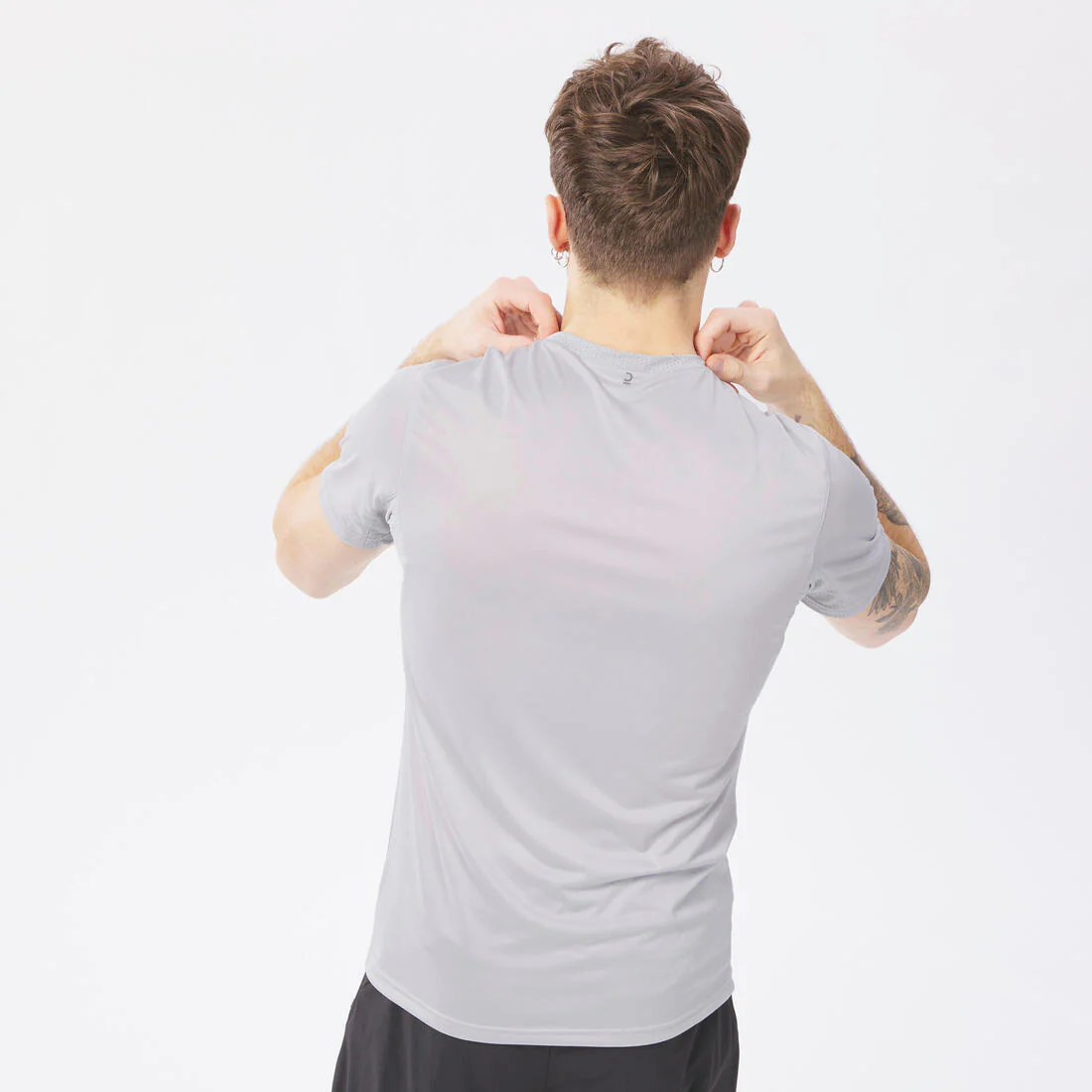 Men's Hiking Synthetic Short-Sleeved T-Shirt MH100 - Image 10