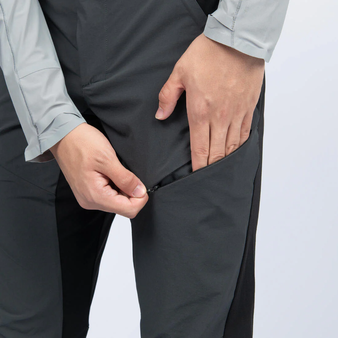 Men's Hiking Trousers MH500 - Image 29