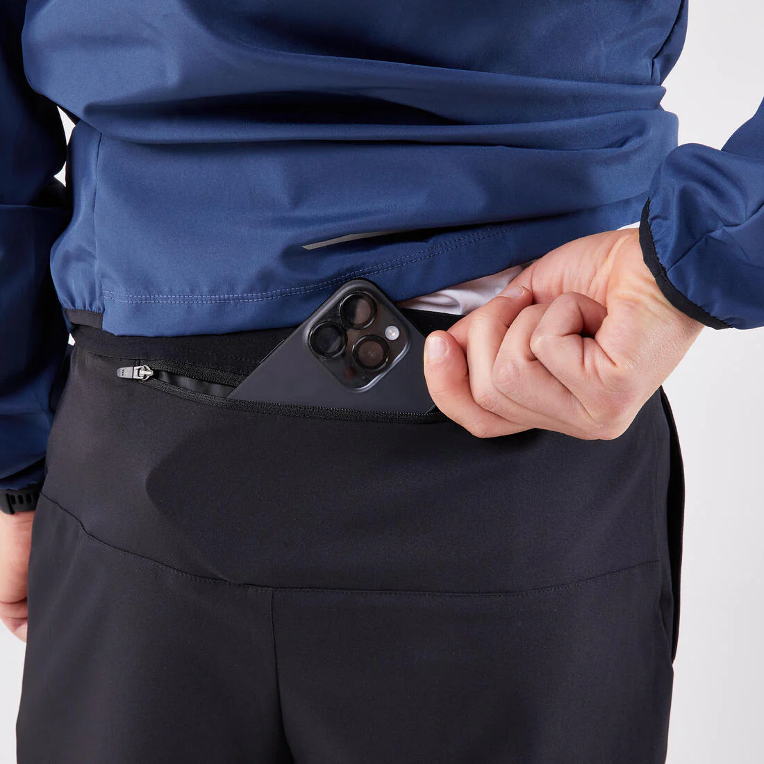 Men's KIPRUN Run 100 Dry Breathable Running Trousers - Black - Image 9