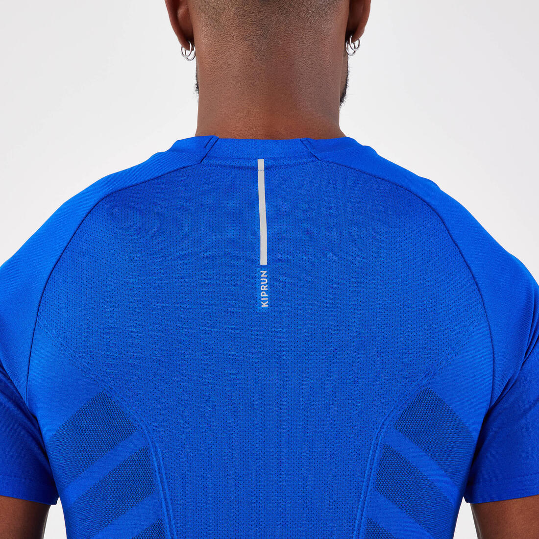 Men's KIPRUN Run 500 Comfort seamless running T-shirt - Image 16