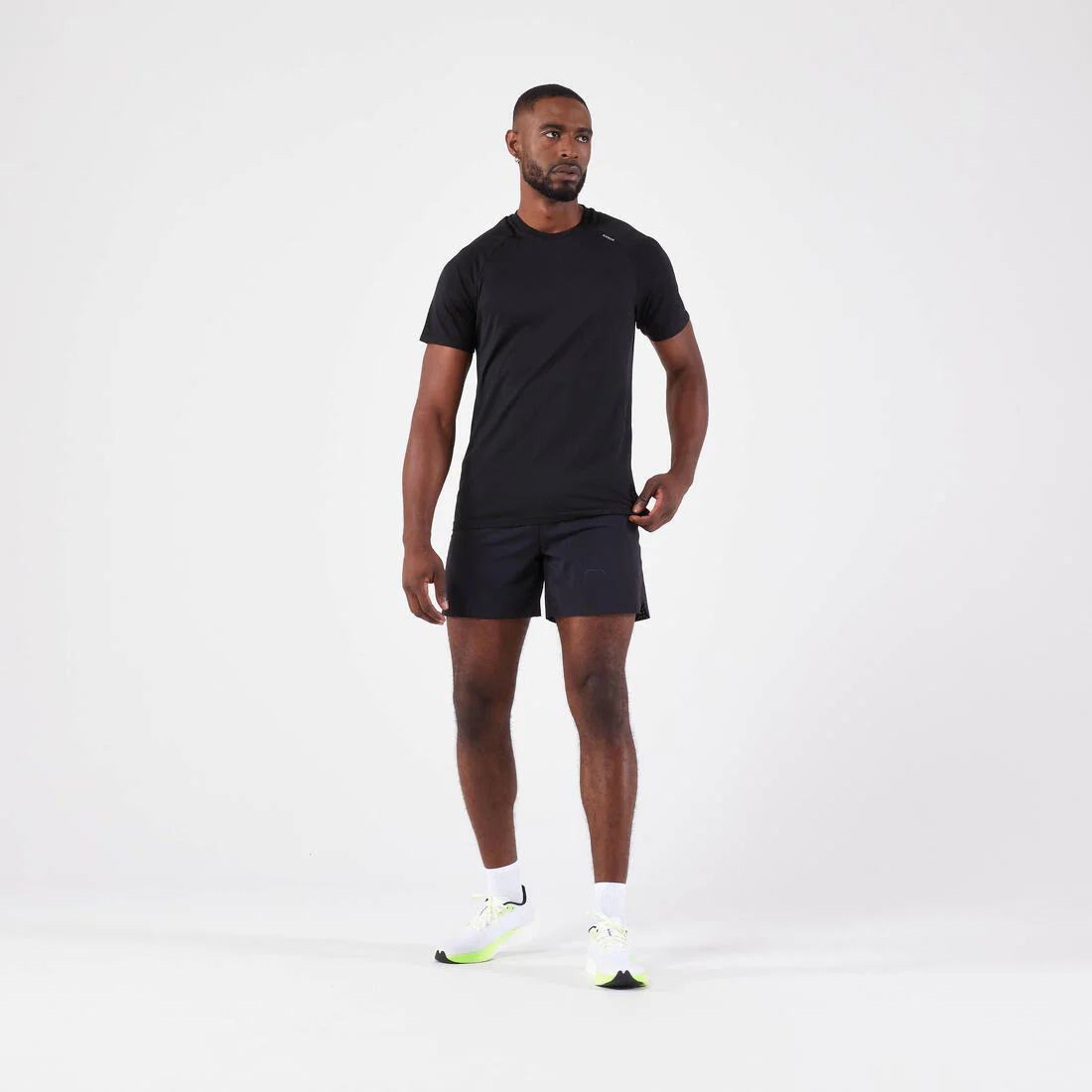 Men's KIPRUN Run 500 Comfort seamless running T-shirt - Image 24