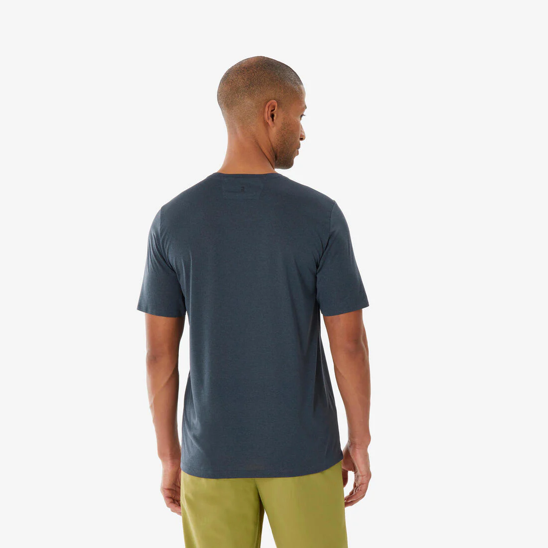 Men's MH500 short-sleeved hiking t-shirt - Image 17