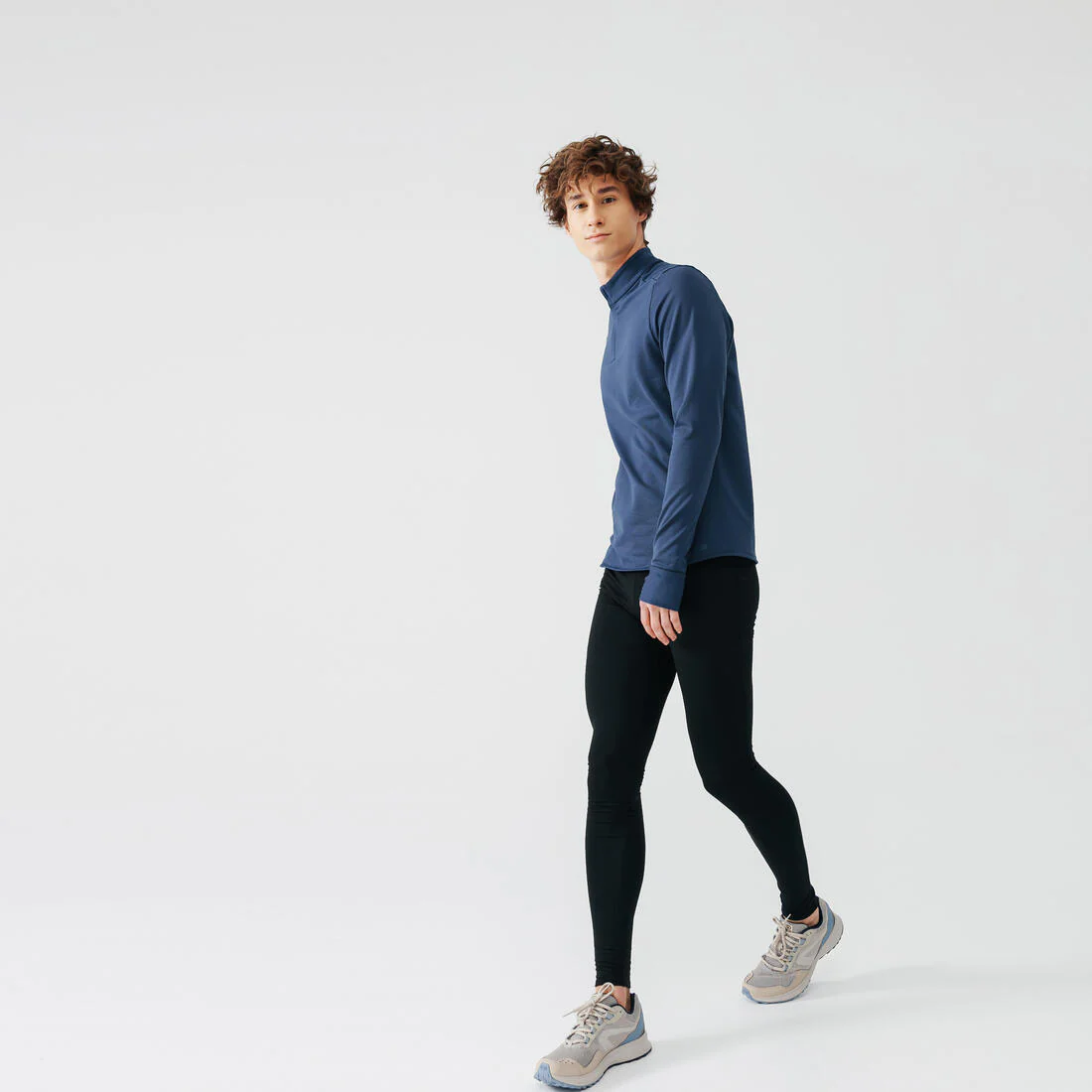 Men's Running T-Shirt With Long Sleeves - Image 16