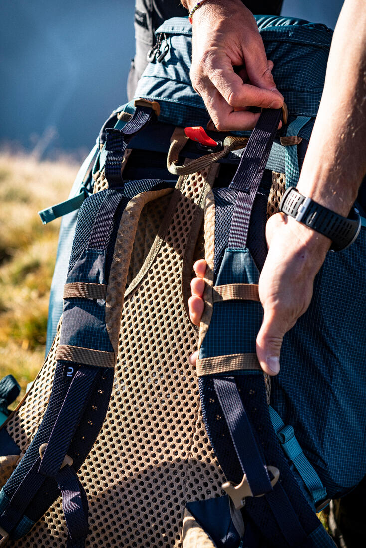 Men's Trekking 50+10 L Backpack MT500 Air - Image 16