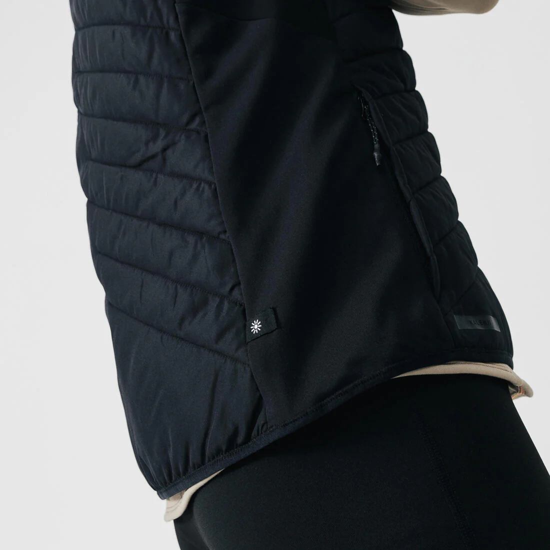 Men's warm sleeveless running jacket - KIPRUN RUN 500 Warm - Black - Image 6