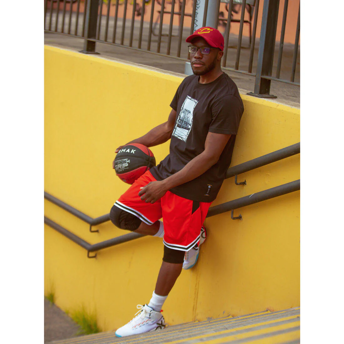 Men's/Women's Basketball Reversible Shorts SH500R - Image 23