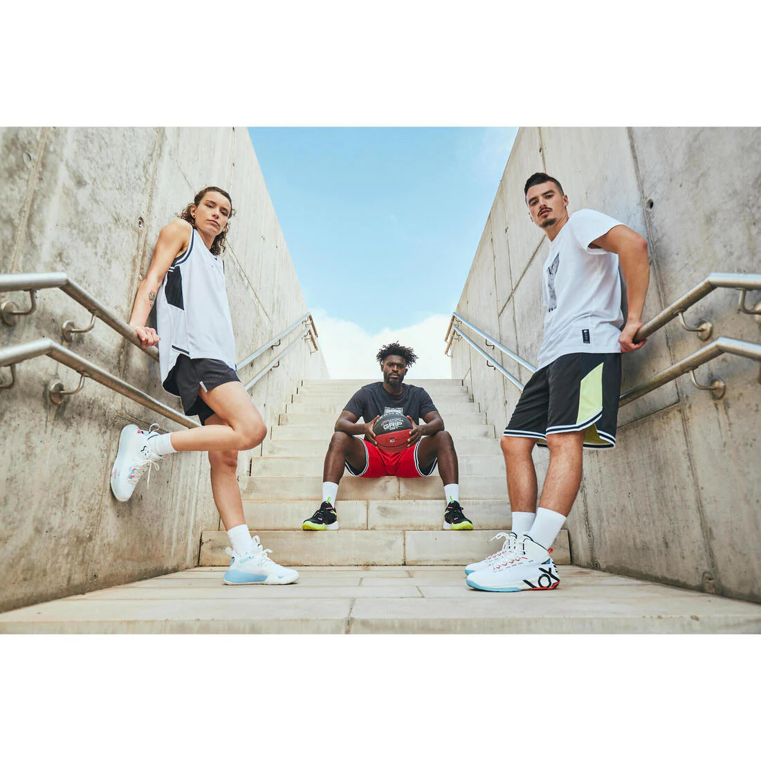 Men's/Women's Basketball Reversible Shorts SH500R - Image 26
