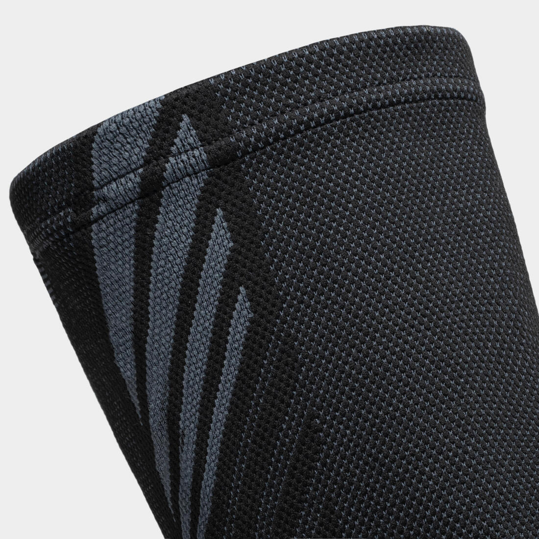 Men's/Women's Compressive Supportive Basketball Thigh Sleeve Prevent 500 - Image 2