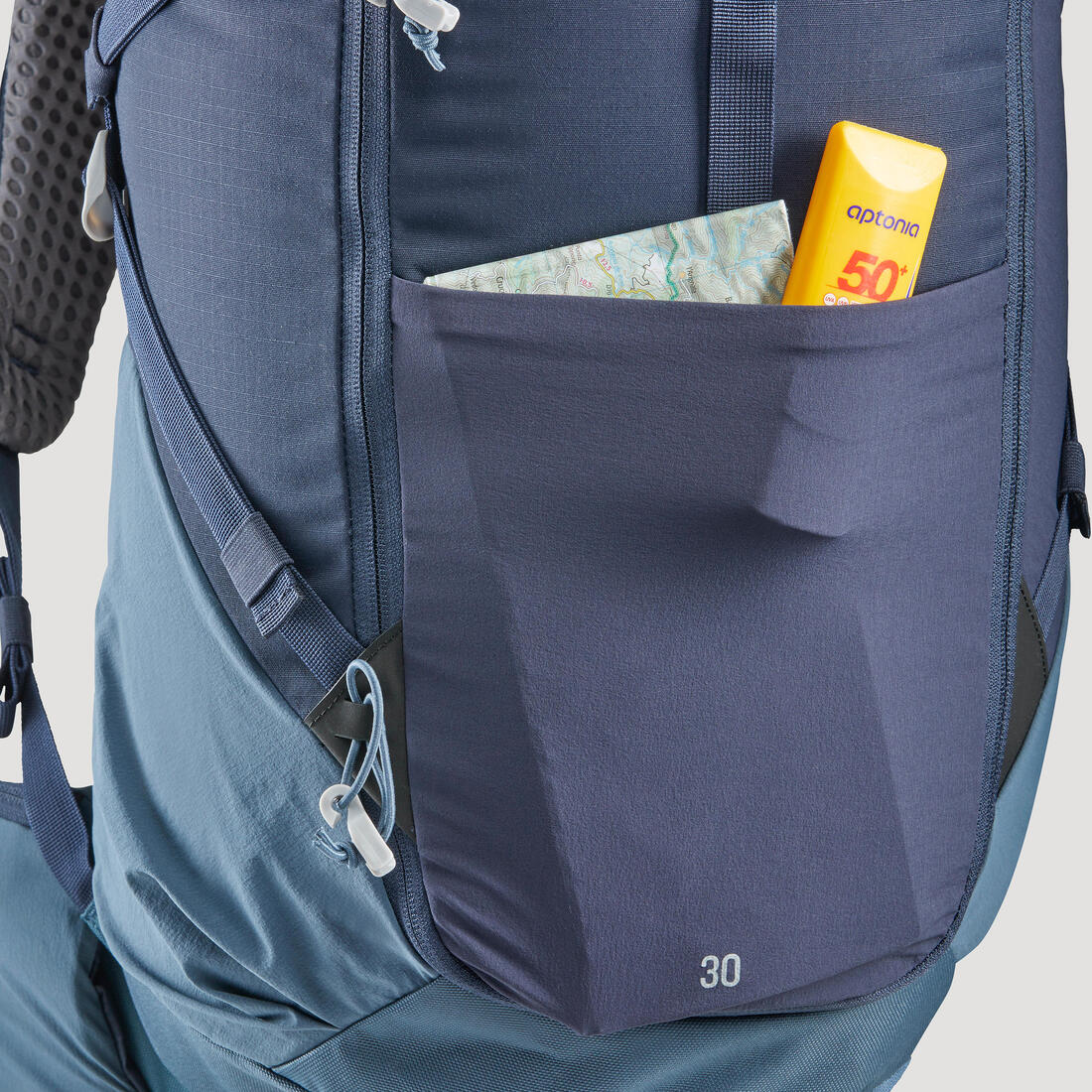 Mountain Walking 30 L Backpack MH500 - Image 11