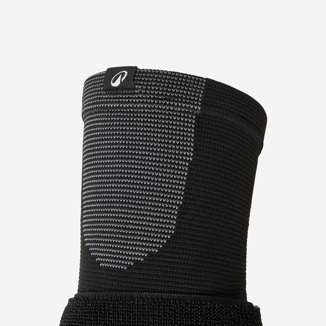 Right or left elbow support with tightening strap - Image 6