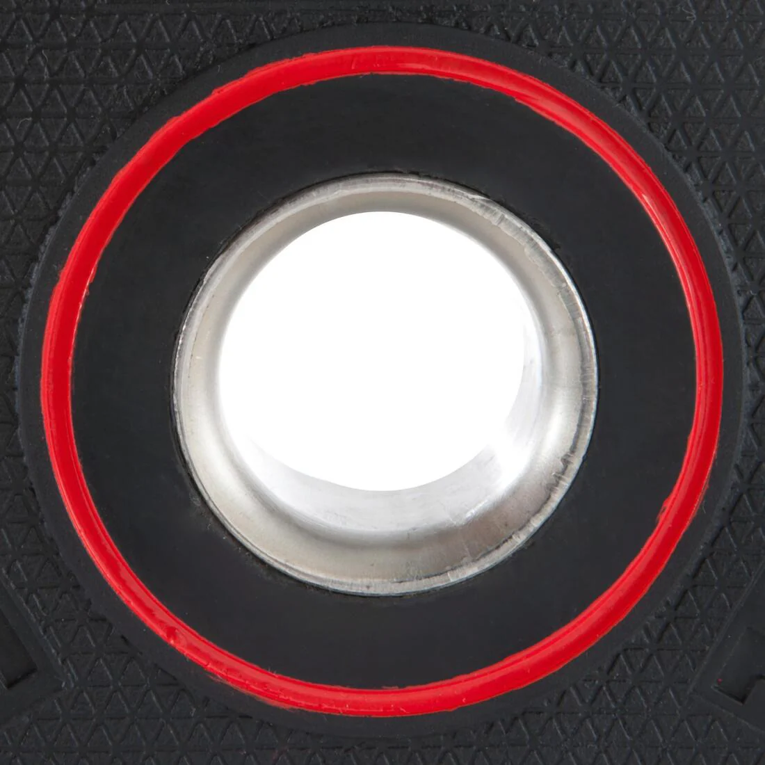 Rubber Disc Weight with Handles 1 Inch / 28mm 5 kg, Partly Recycled Cast Iron - Image 5