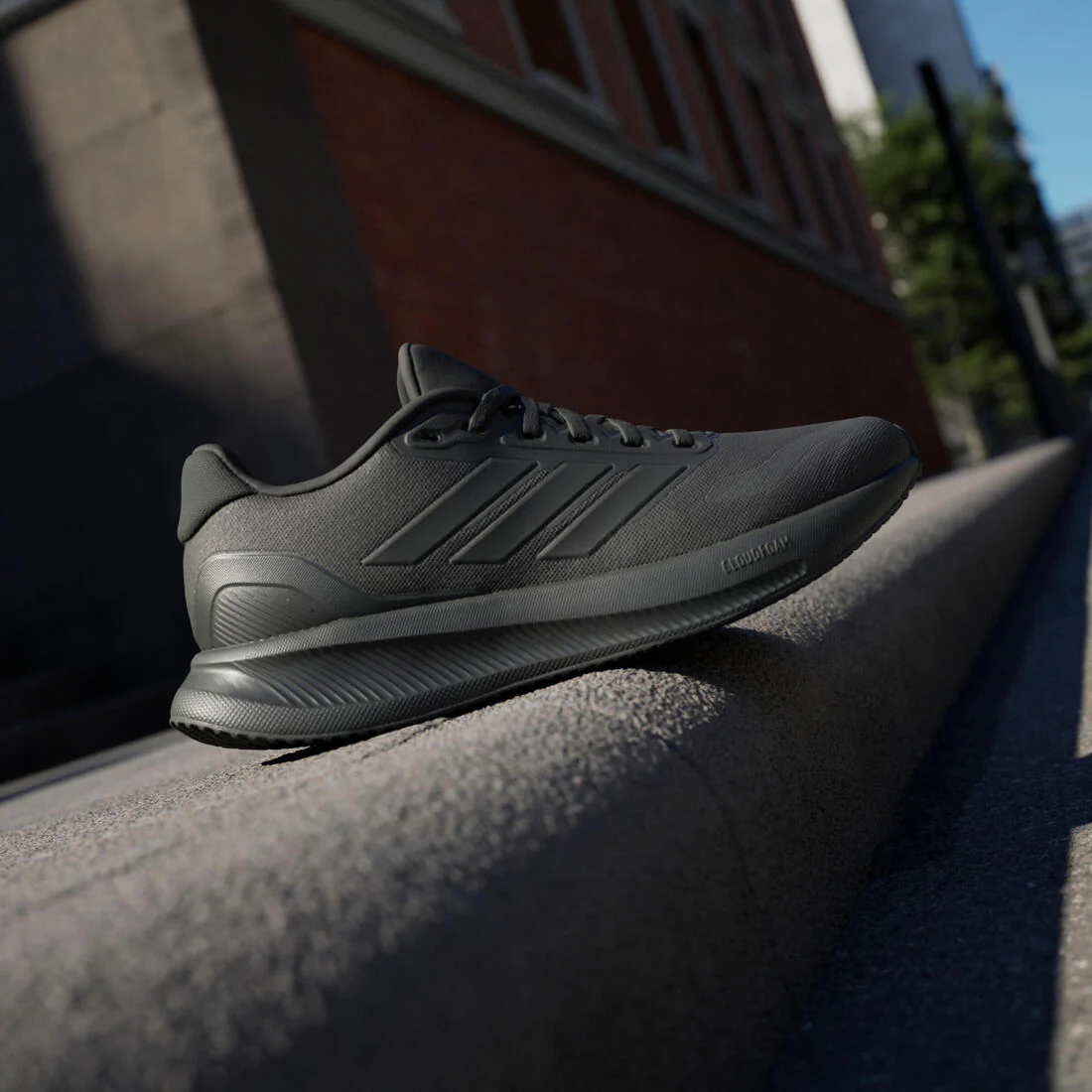 Runfalcon 5 Running Shoes, Black - Image 10