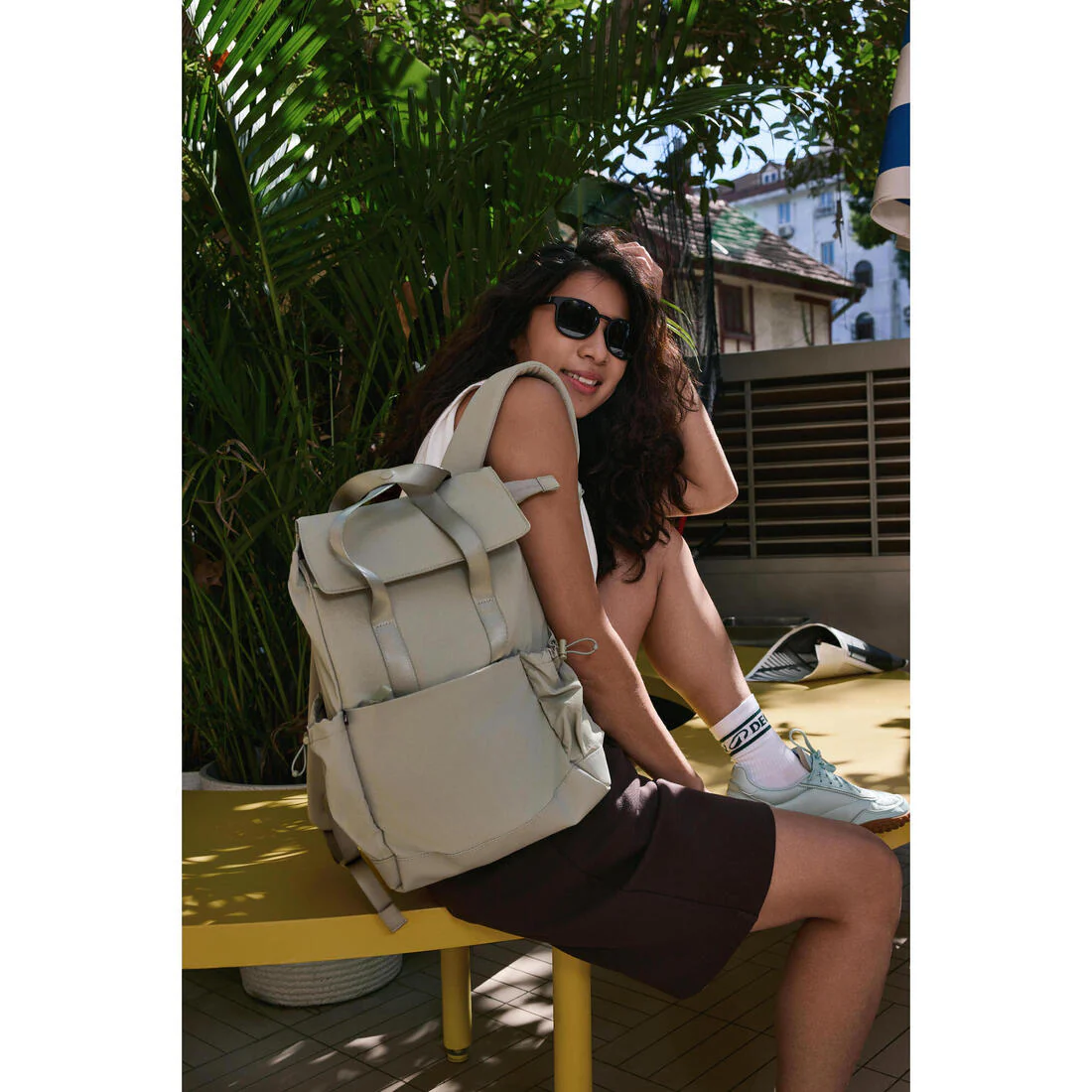 Small 10L backpack with laptop compartment - Image 6