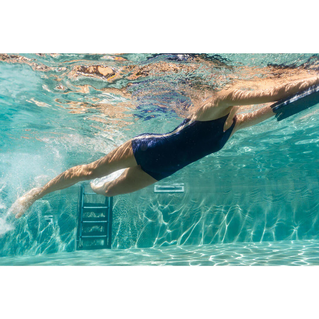 Teen girlsā swimming 1-piece shorty swimsuit - Image 13