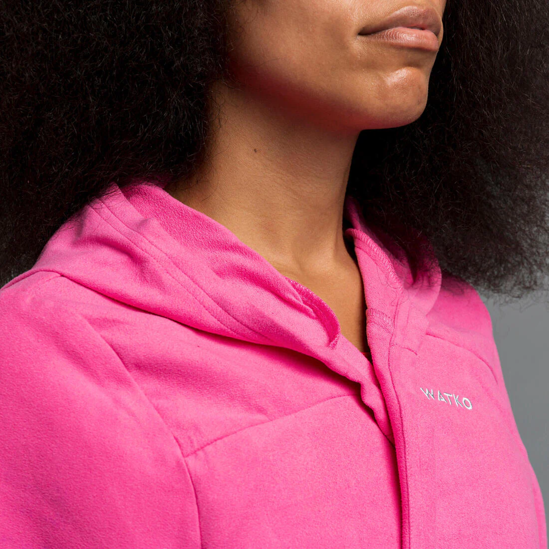 Women’s Compact Microfibre Pool Bathrobe - Image 32