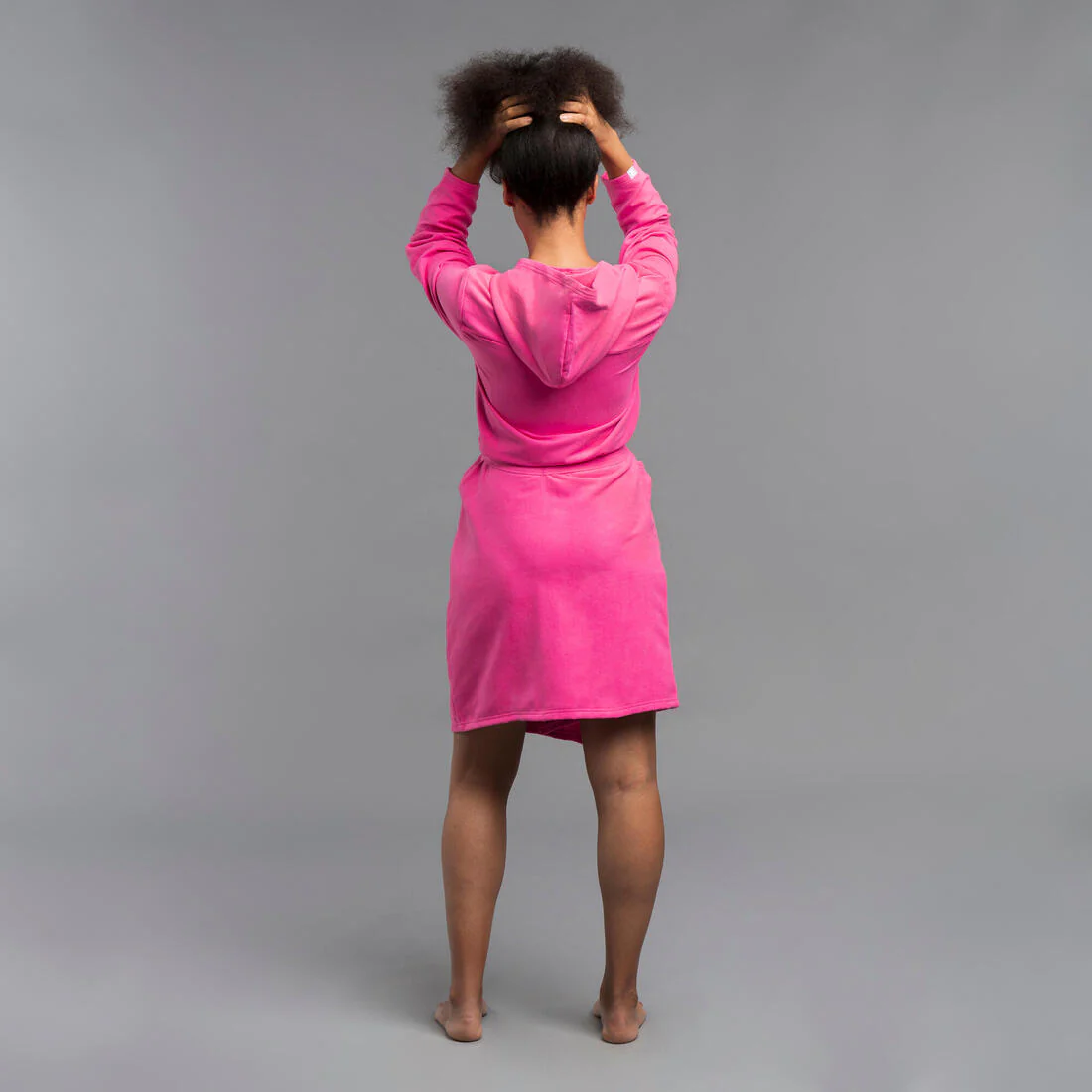 Women’s Compact Microfibre Pool Bathrobe - Image 33