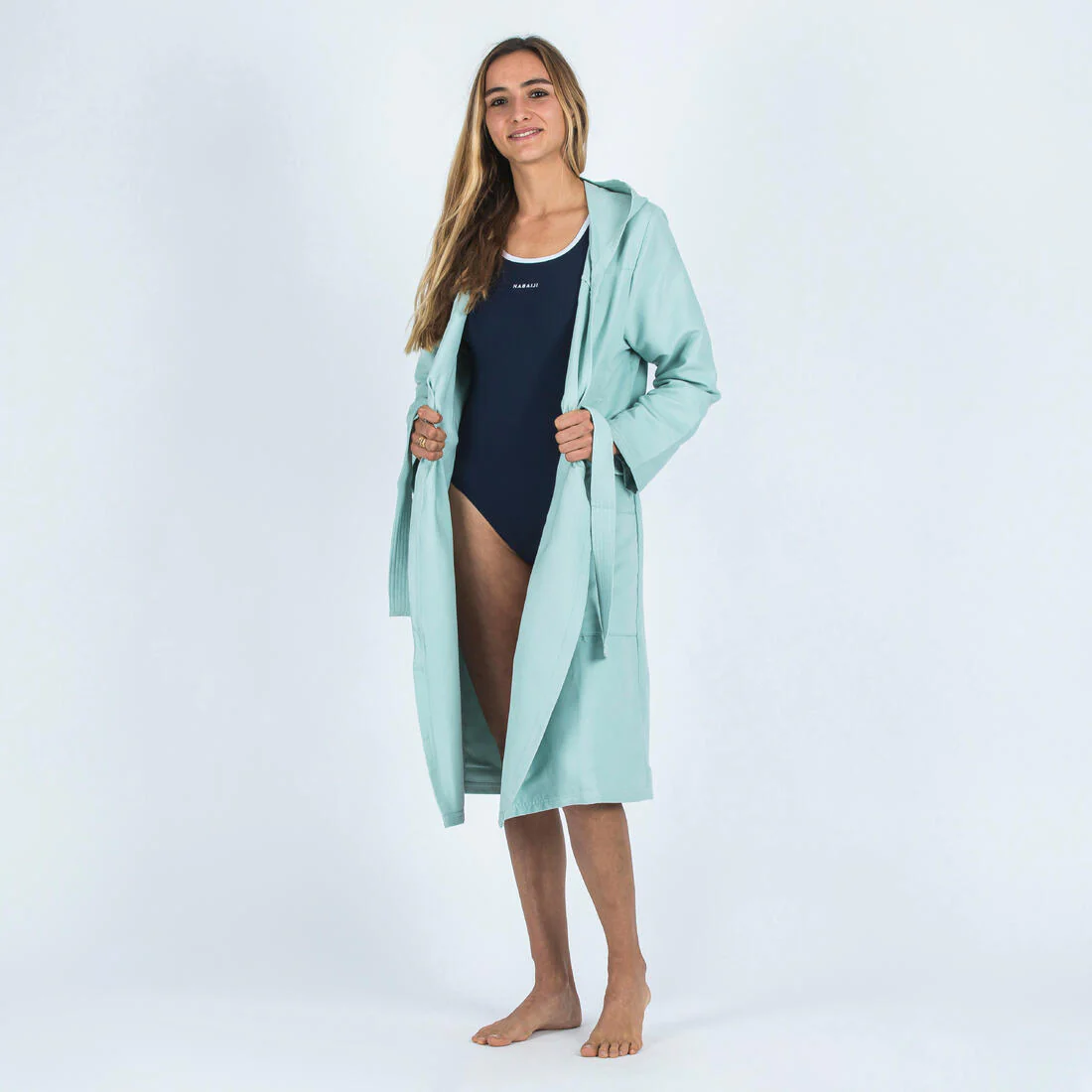 Women’s Compact Microfibre Pool Bathrobe - Image 4