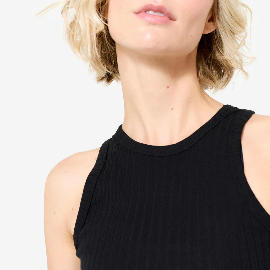 Women's Cropped Tank Top - Image 9