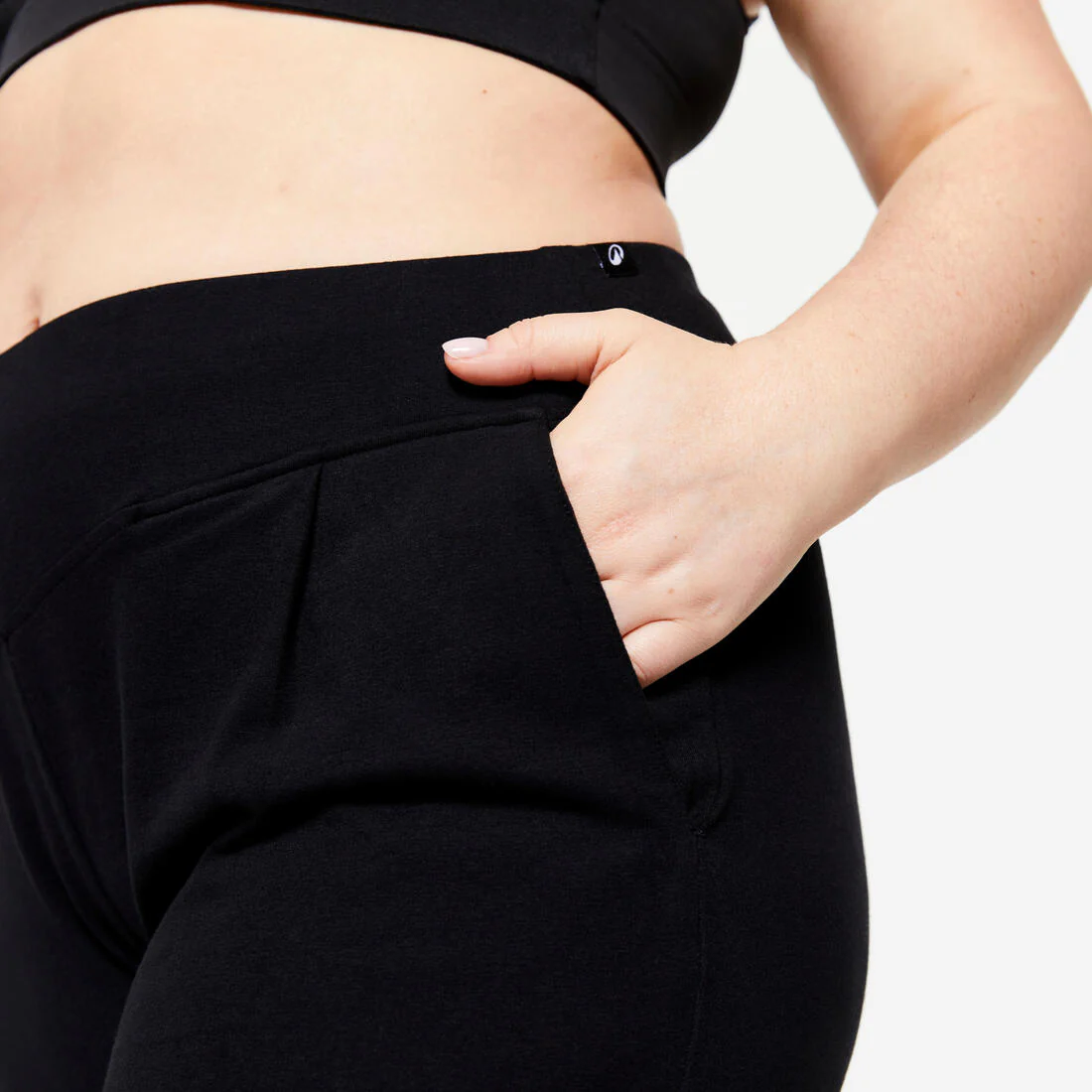 Women's Fitness Cropped Bottoms 500 with Pockets - Black - Image 3