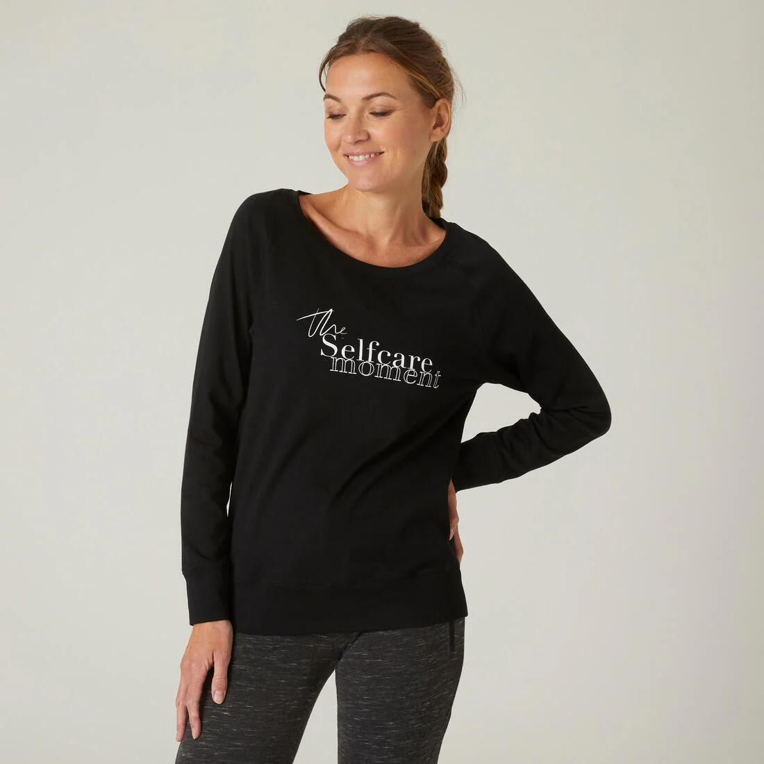 Women's Long-Sleeved Straight-Cut Crew Neck Synthetic Fitness T-Shirt 500 - Black