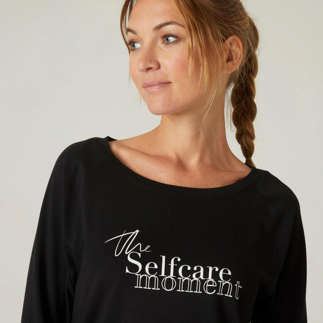 Women's Long-Sleeved Straight-Cut Crew Neck Synthetic Fitness T-Shirt 500 - Black - Image 4