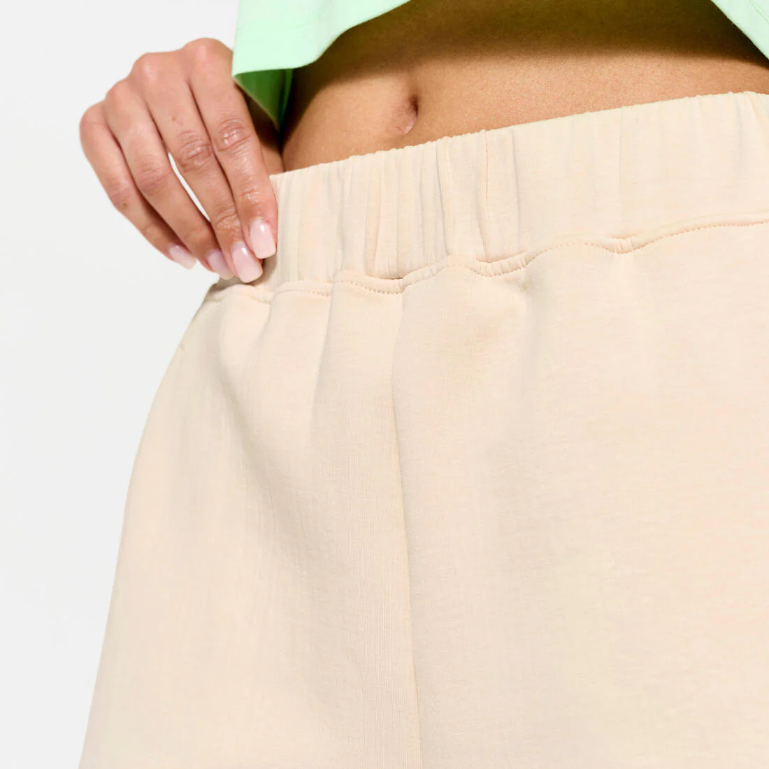 Women's Loose Fit Fitness Shorts - Beige and White - Image 3