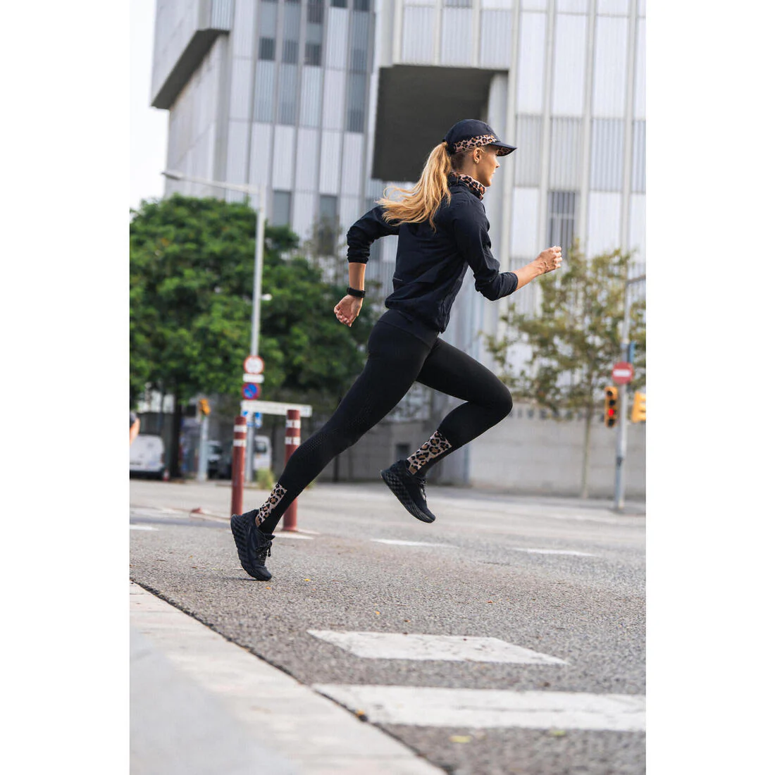 Women's Running & Trail Running Leggings KIPRUN Run 900 Light-Black - Image 34