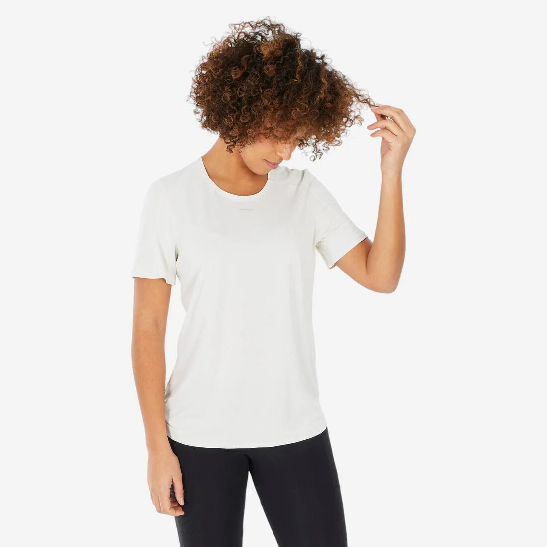 Women’s short-sleeved hiking T-shirt, MH500