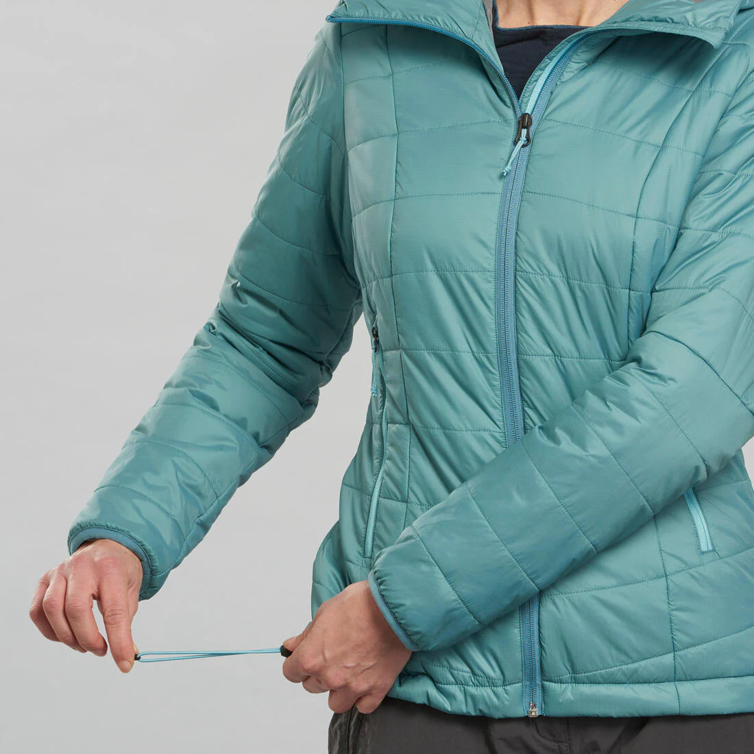 Women’s synthetic trekking padded jacket with hood, MT100 - Image 15