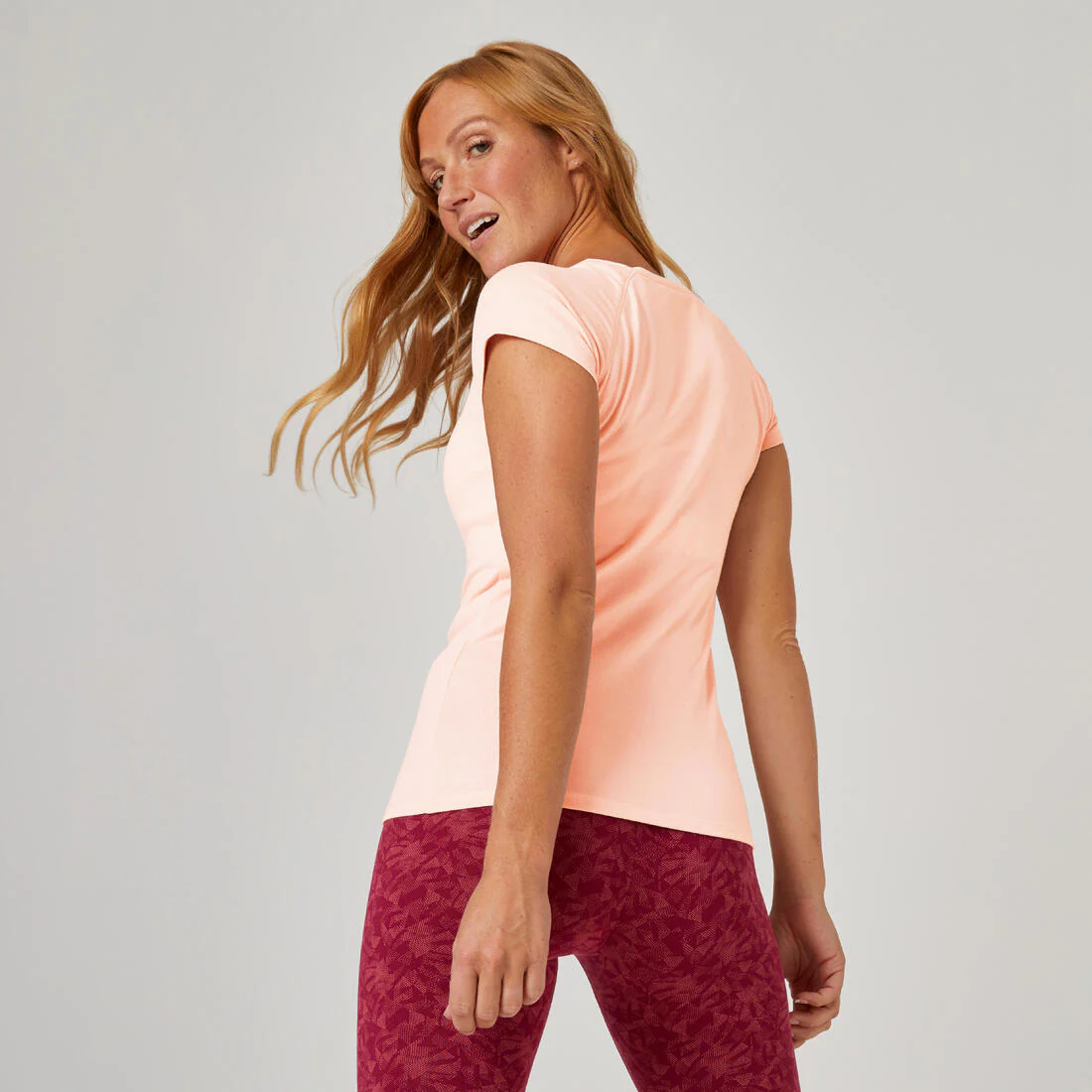 Women's V-Neck Fitness T-Shirt 500 - Ice - Image 5