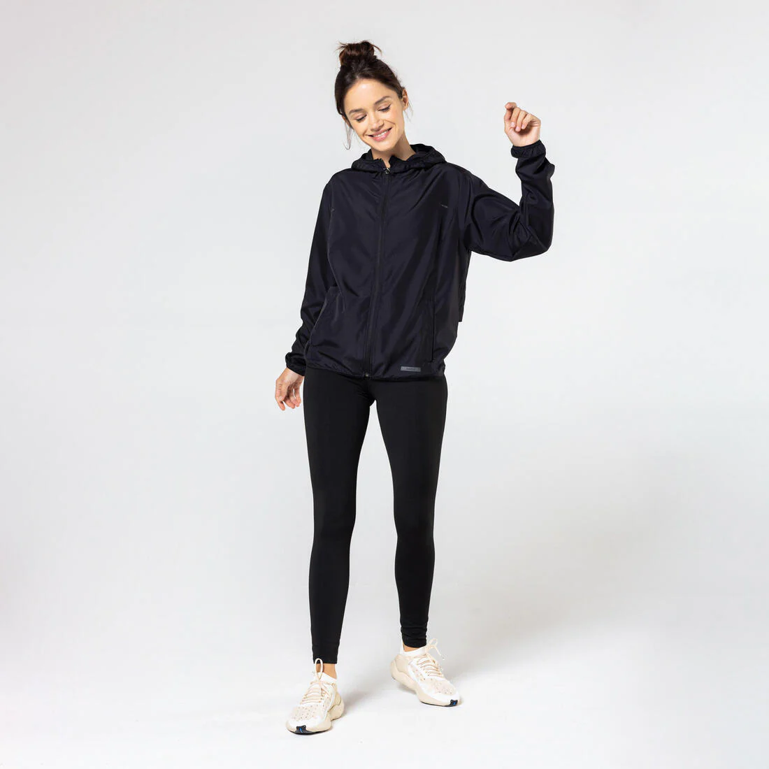 Women's windproof running jacket - KIPRUN Run 100 Wind - Image 6