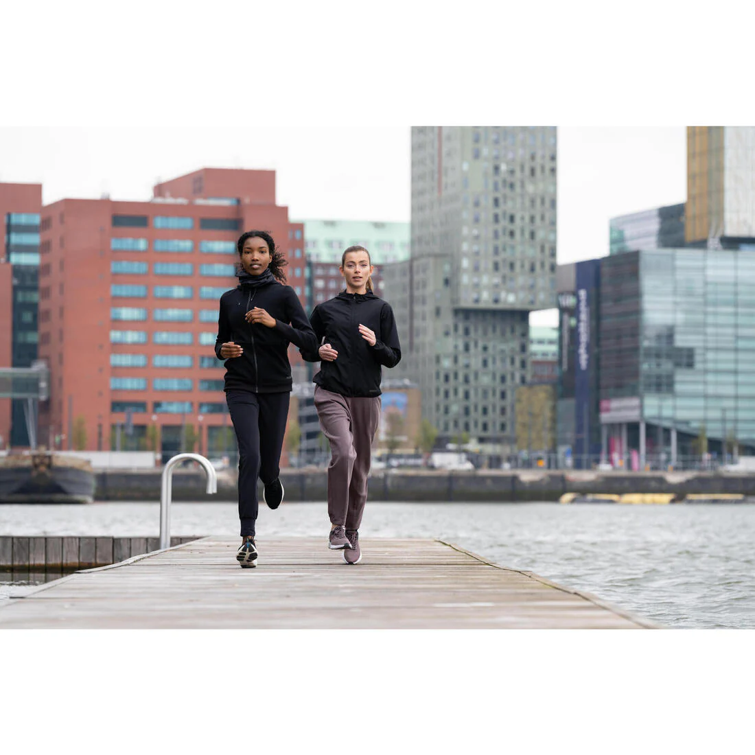 Women's windproof running jacket - KIPRUN Run 100 Wind - Image 8