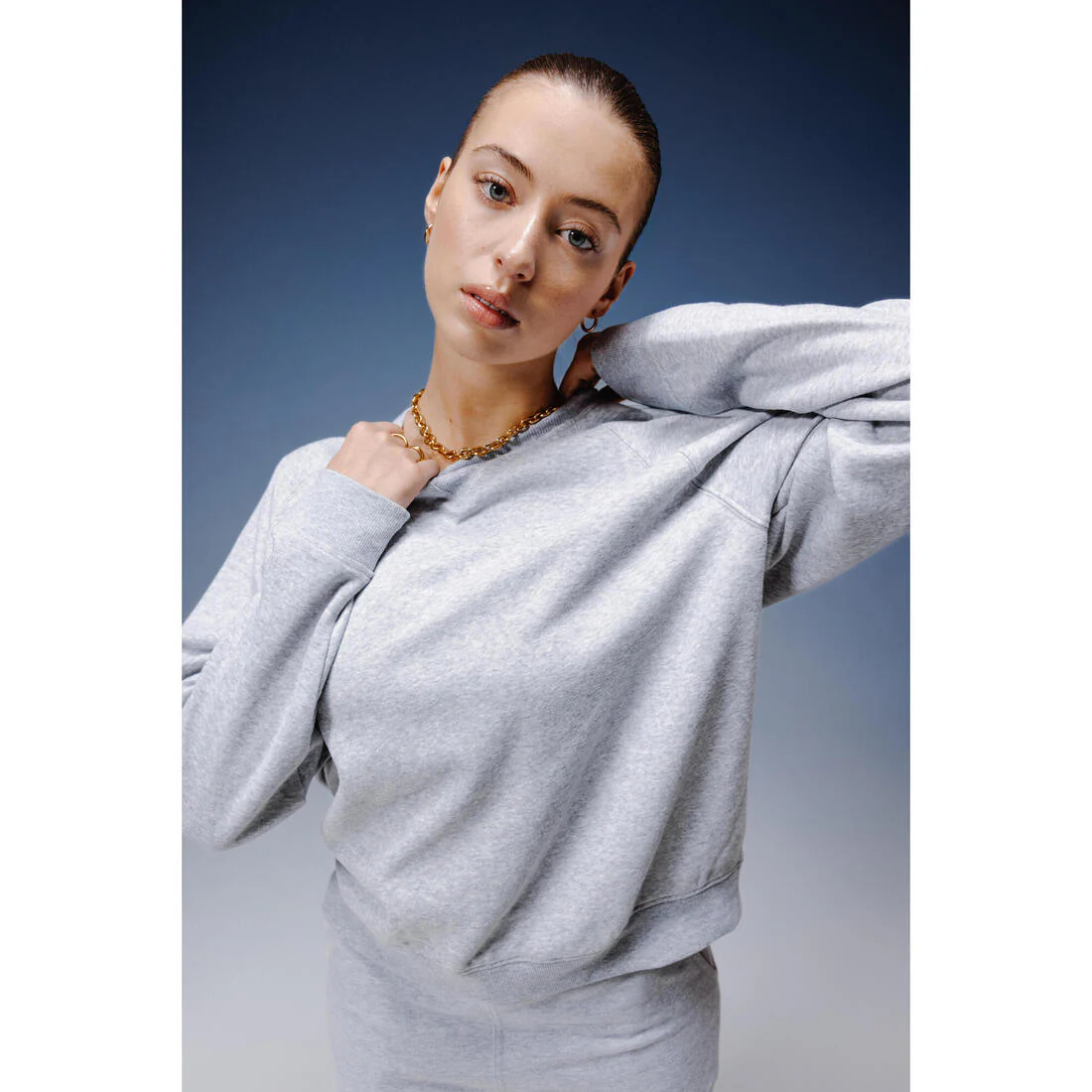Women's Fitness Brushed Fleece Sweatshirt - Image 9