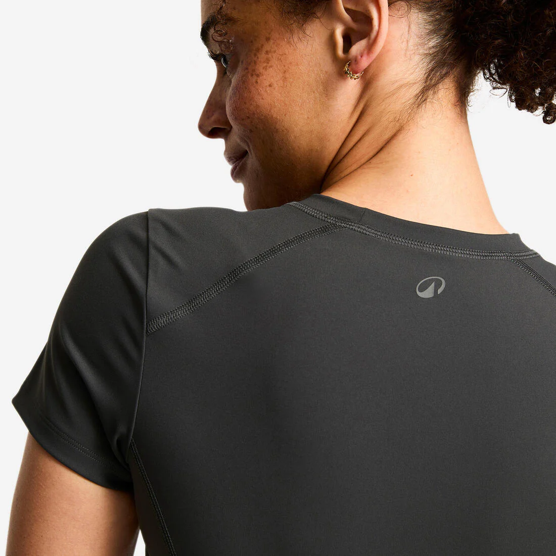 Women's Short-Sleeved Sports T-Shirt - Image 3