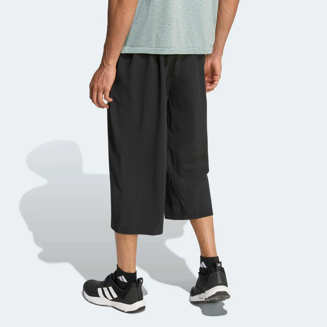 Workout Essentials Flex Woven 3/4 Pant, Black - Image 3